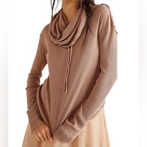 NWT We The Free Primrose Thermal, Size S, Strawberry Roan